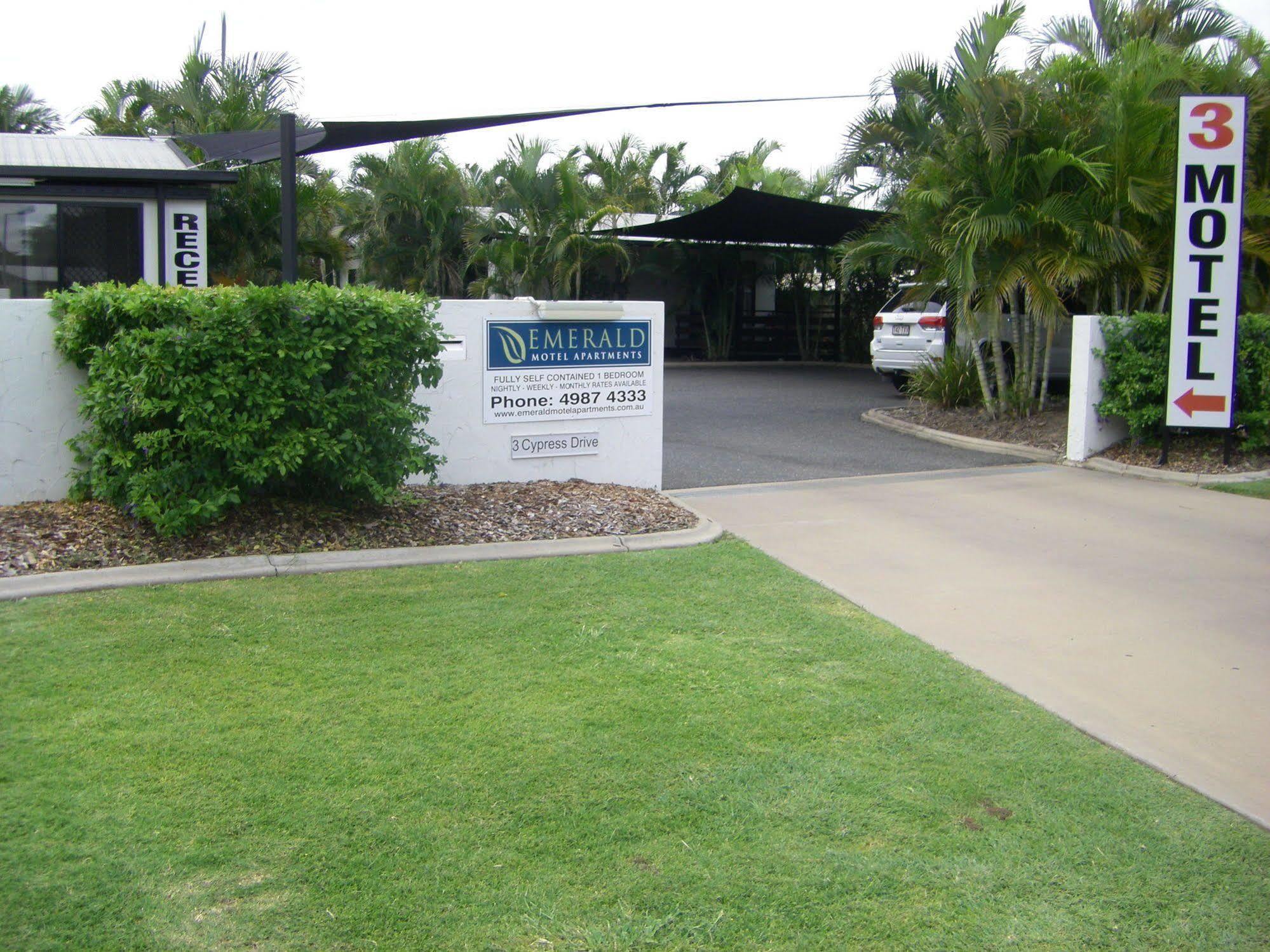 Emerald Motel Apartments Extérieur photo